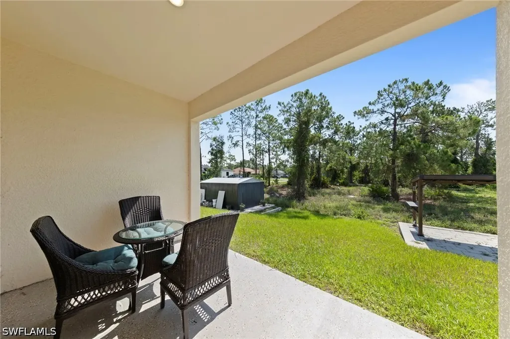 907 Homestead Road S Lehigh Acres FL 33974