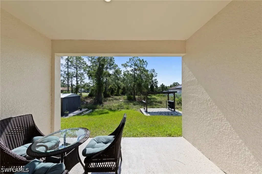 907 Homestead Road S Lehigh Acres FL 33974