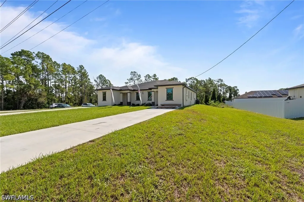 907 Homestead Road S Lehigh Acres FL 33974