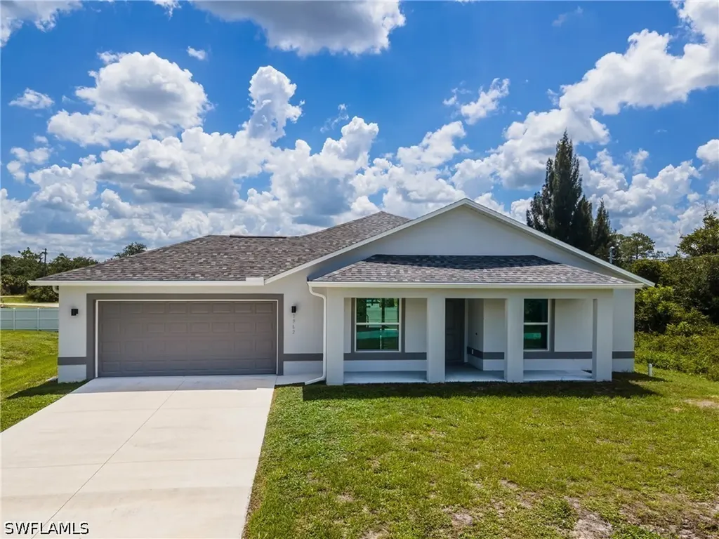 1962 Leghorn Street Lehigh Acres FL 33972