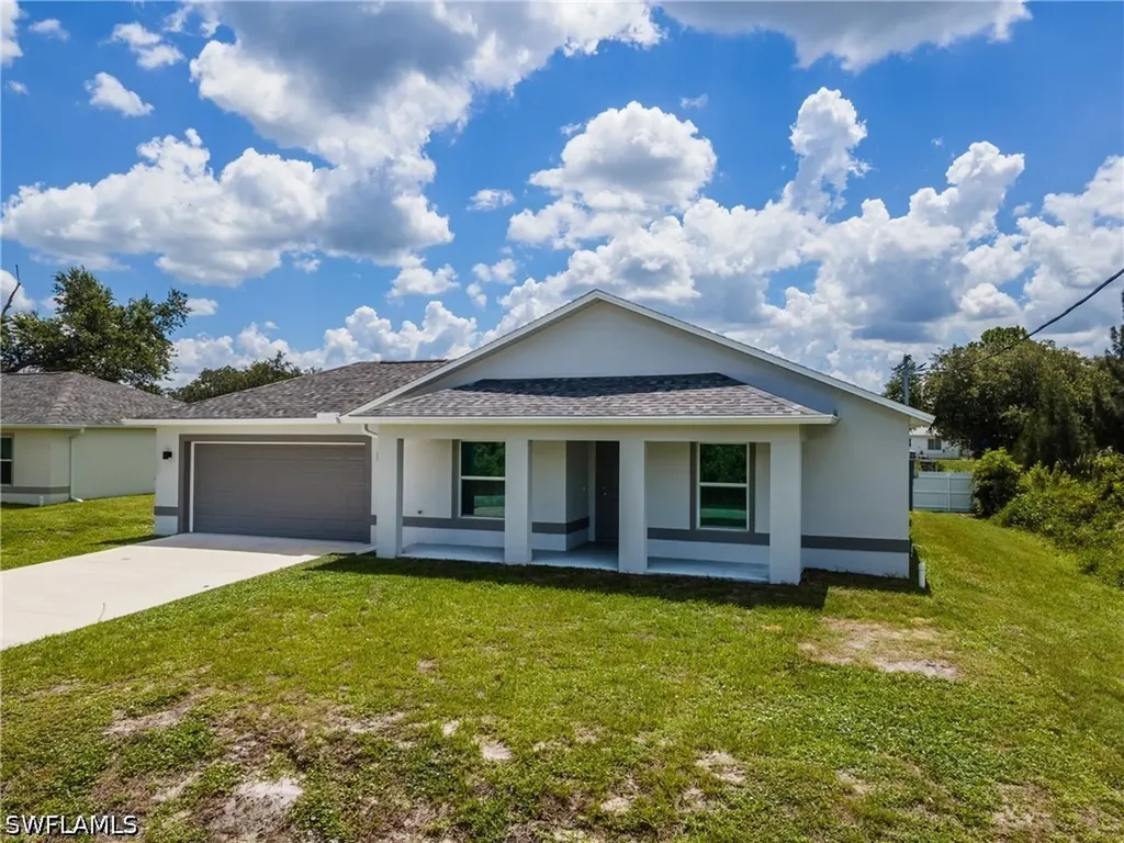 1962 Leghorn Street Lehigh Acres FL 33972