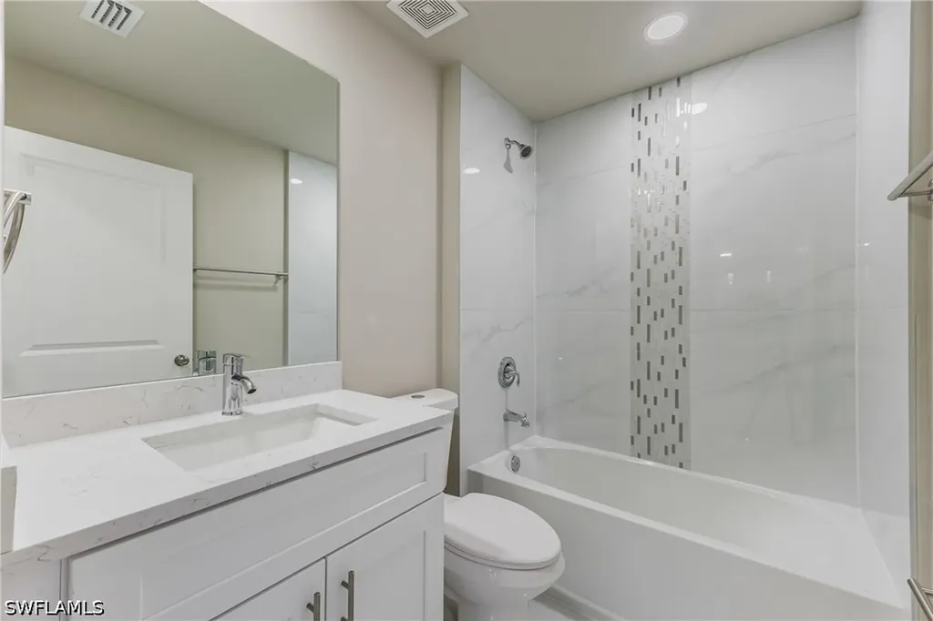 1962 Leghorn Street Lehigh Acres FL 33972