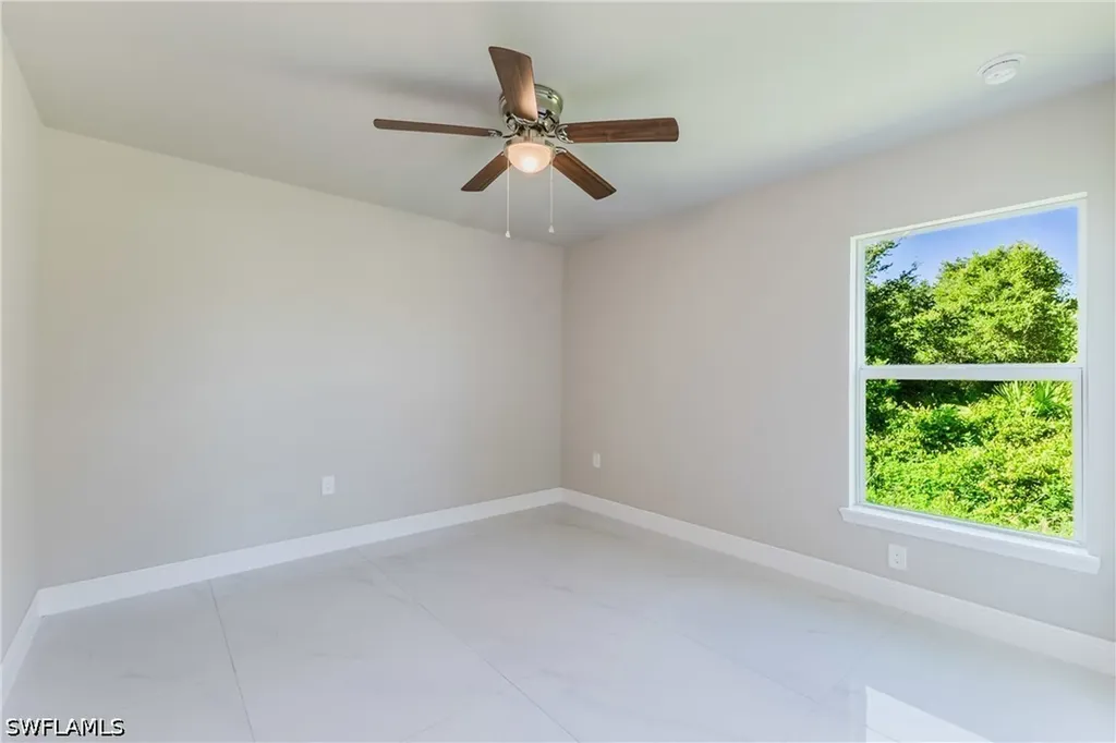 1962 Leghorn Street Lehigh Acres FL 33972