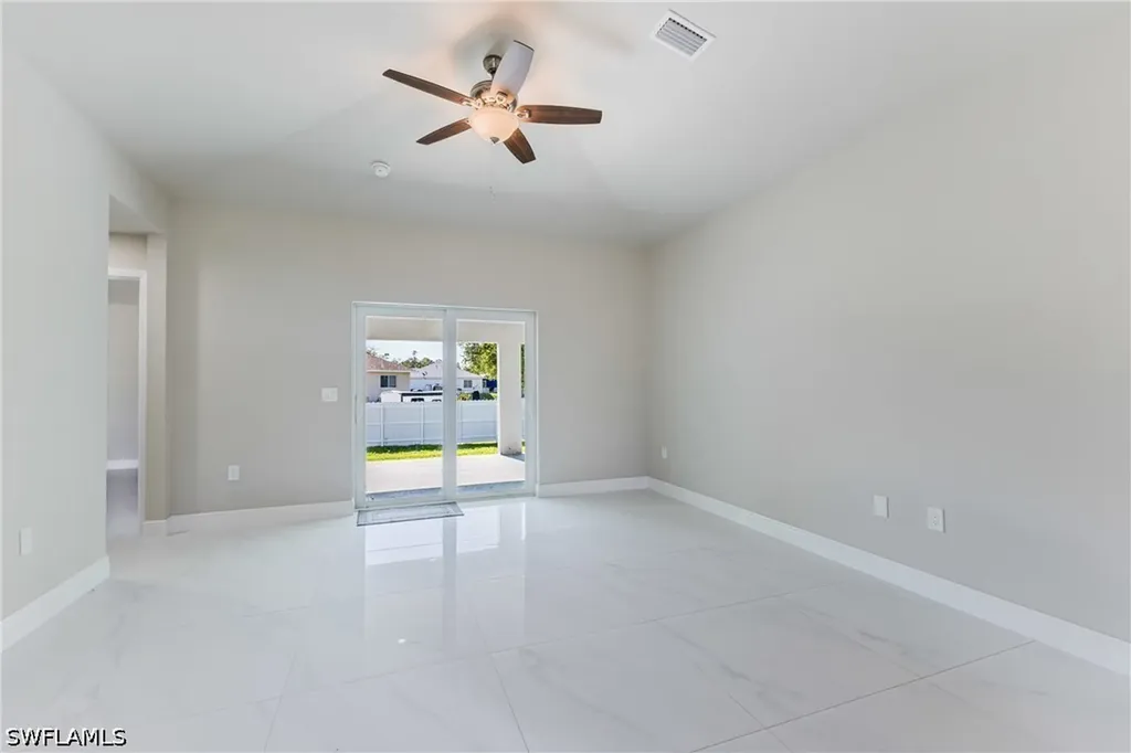 1962 Leghorn Street Lehigh Acres FL 33972