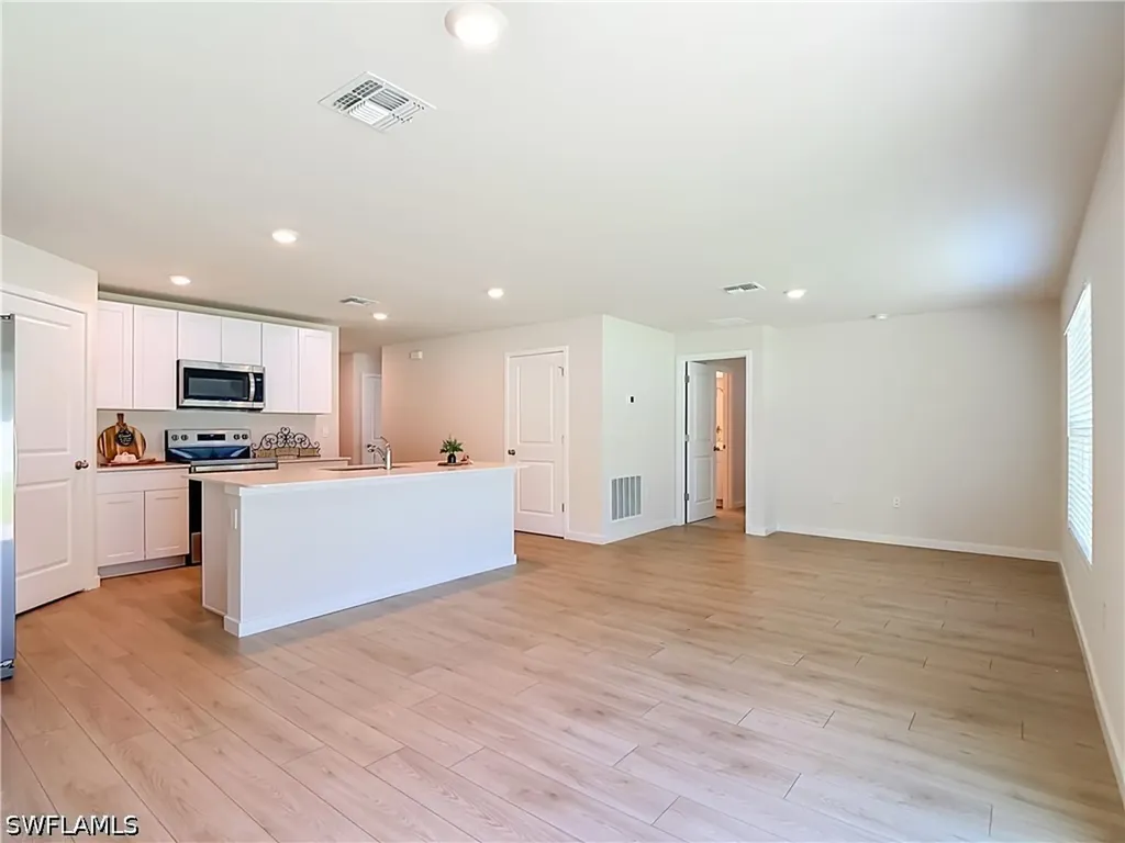 14168 Hemingway Oaks Trail Fort Myers FL 33905