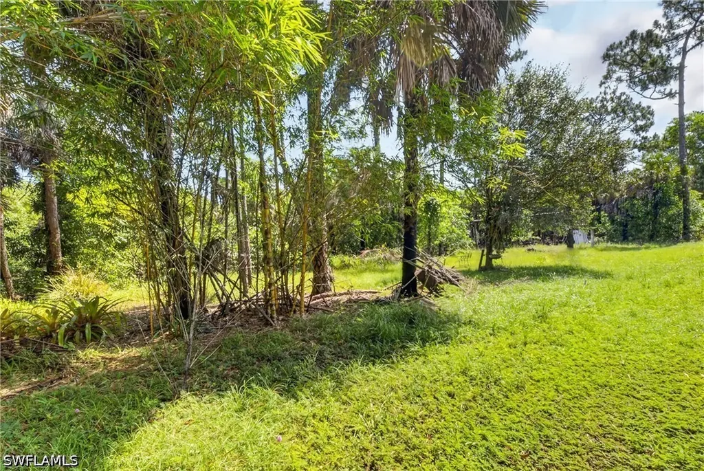 630 Pioneer Trail Naples FL 34117