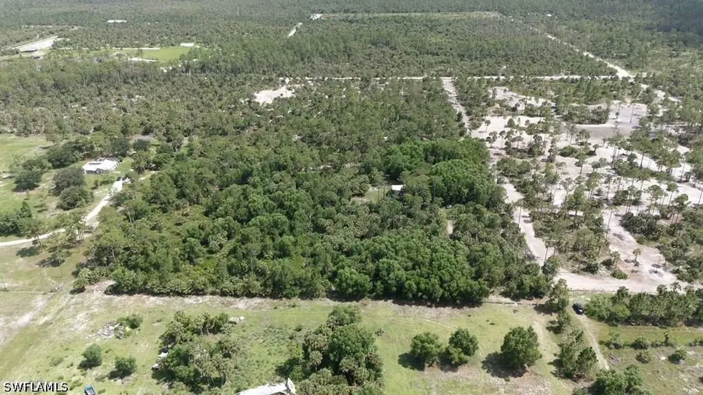 630 Pioneer Trail Naples FL 34117