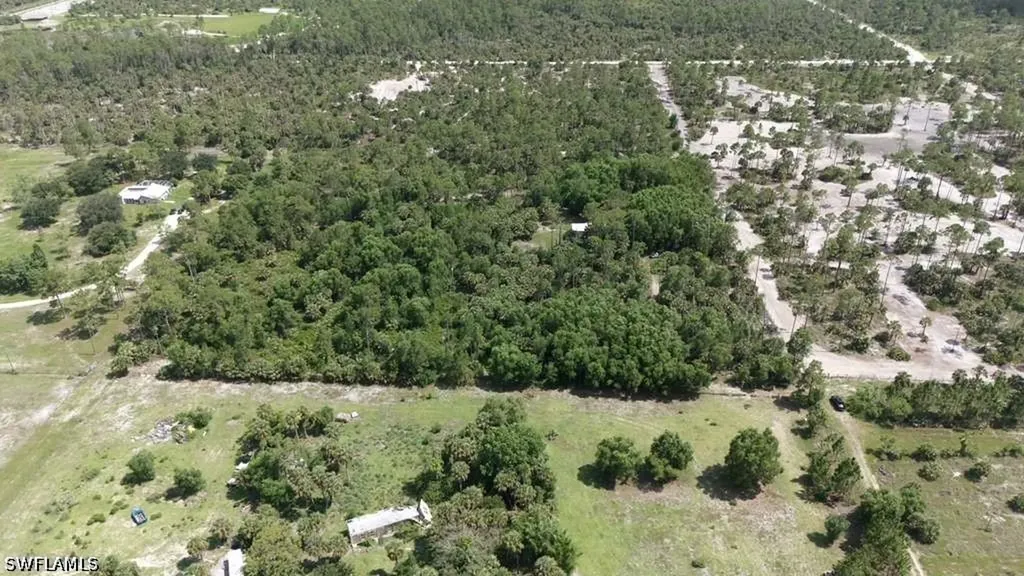 630 Pioneer Trail Naples FL 34117
