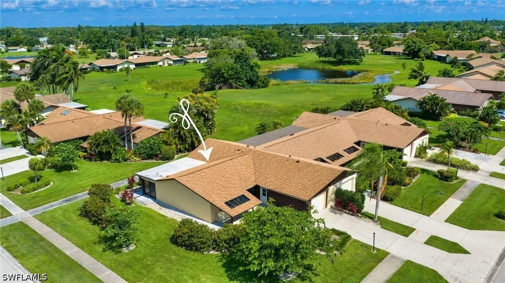 Naples FL, 4779 Lakewood Boulevard, Unit H1