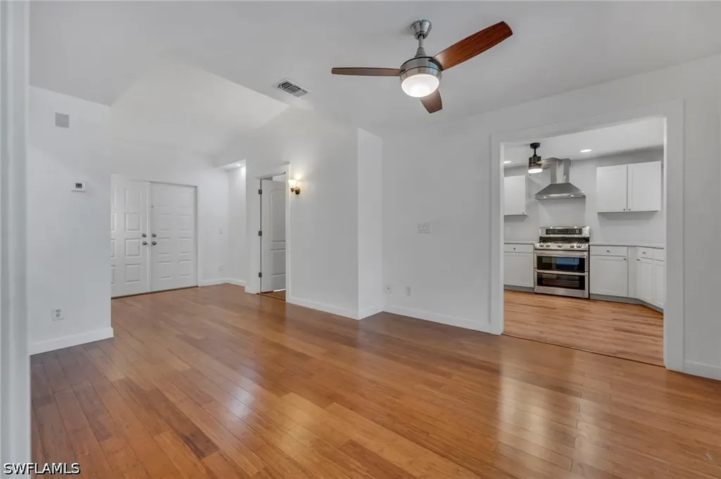 4779 Lakewood Boulevard Naples FL 34112