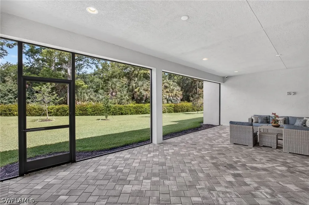 12069 Mimosa Street Naples FL 34120