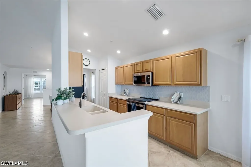 2623 Somerville Loop Cape Coral FL 33991