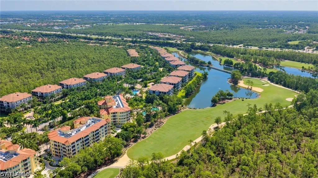 2738 Tiburon Boulevard E Naples FL 34109