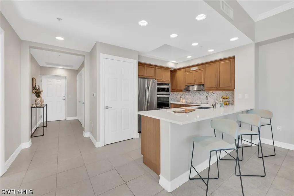 2738 Tiburon Boulevard E Naples FL 34109