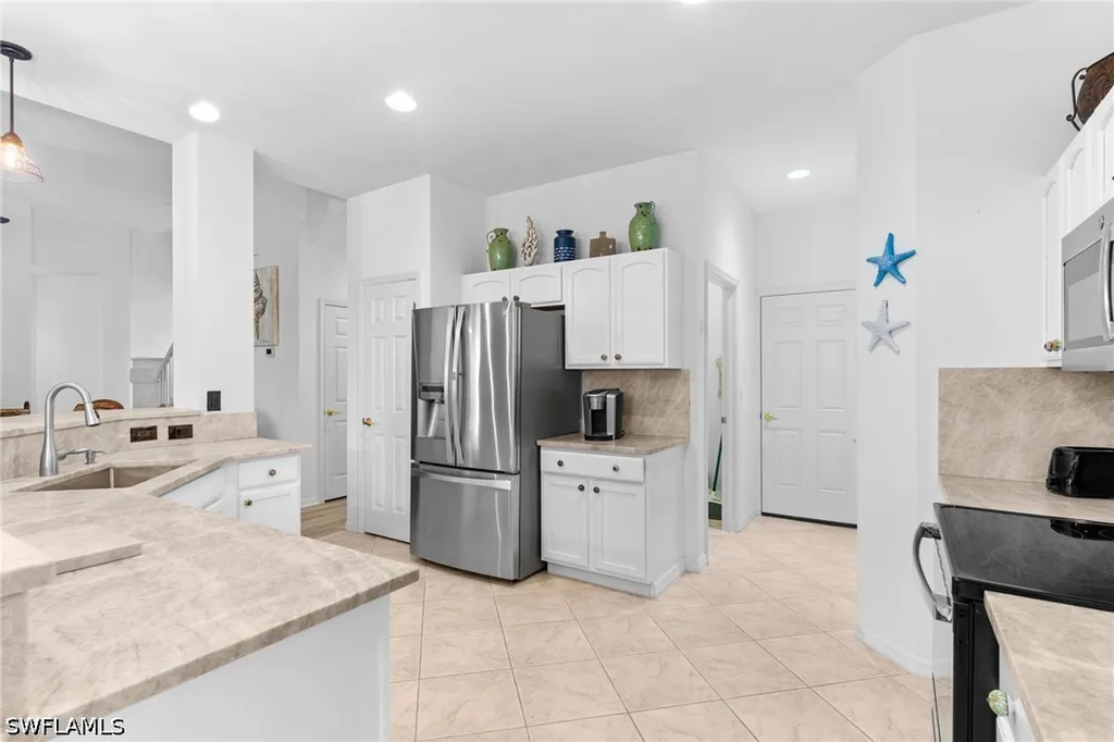5005 Old Pond Drive Naples FL 34104