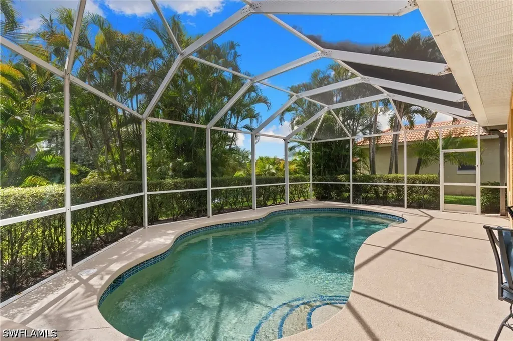 5005 Old Pond Drive Naples FL 34104