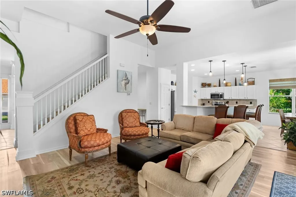 5005 Old Pond Drive Naples FL 34104