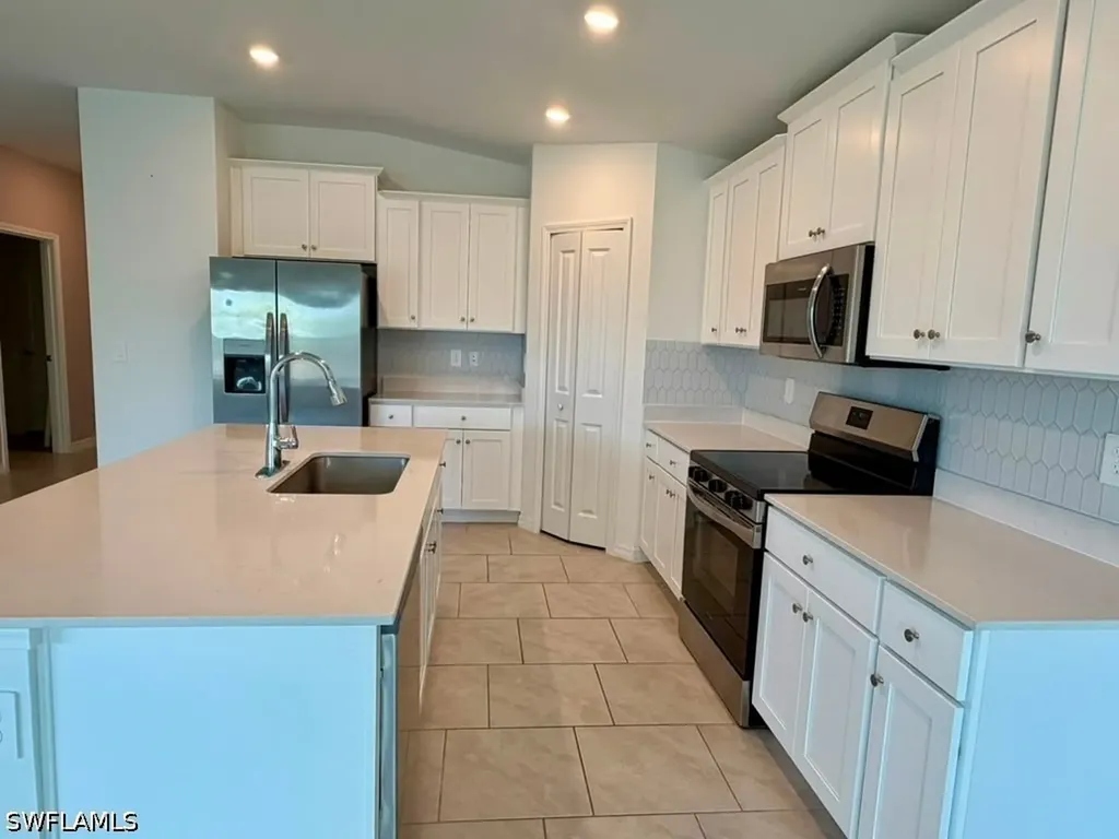 4104 NE 12th Court Cape Coral FL 33909