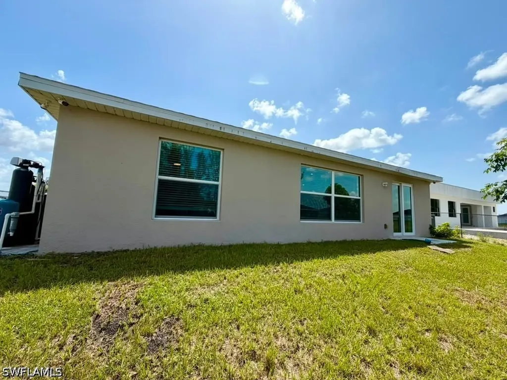 4104 NE 12th Court Cape Coral FL 33909