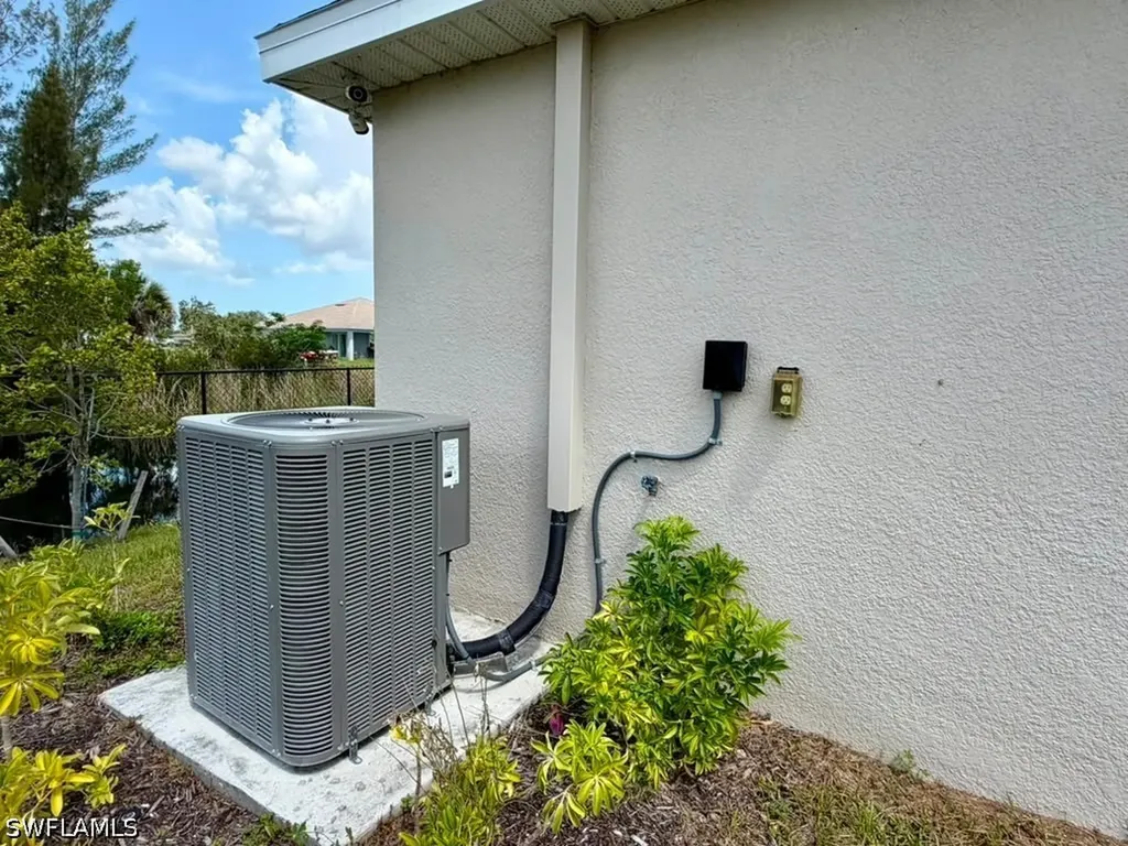 4104 NE 12th Court Cape Coral FL 33909