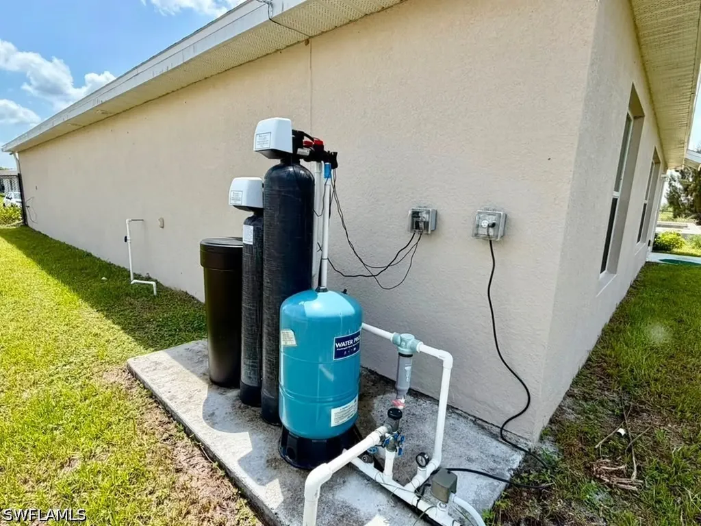 4104 NE 12th Court Cape Coral FL 33909