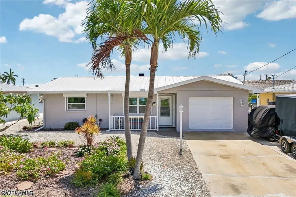 3050 York Road Gulfhaven FL 33956