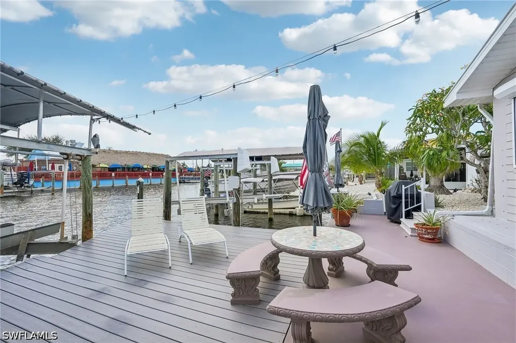 3050 York Road Gulfhaven FL 33956