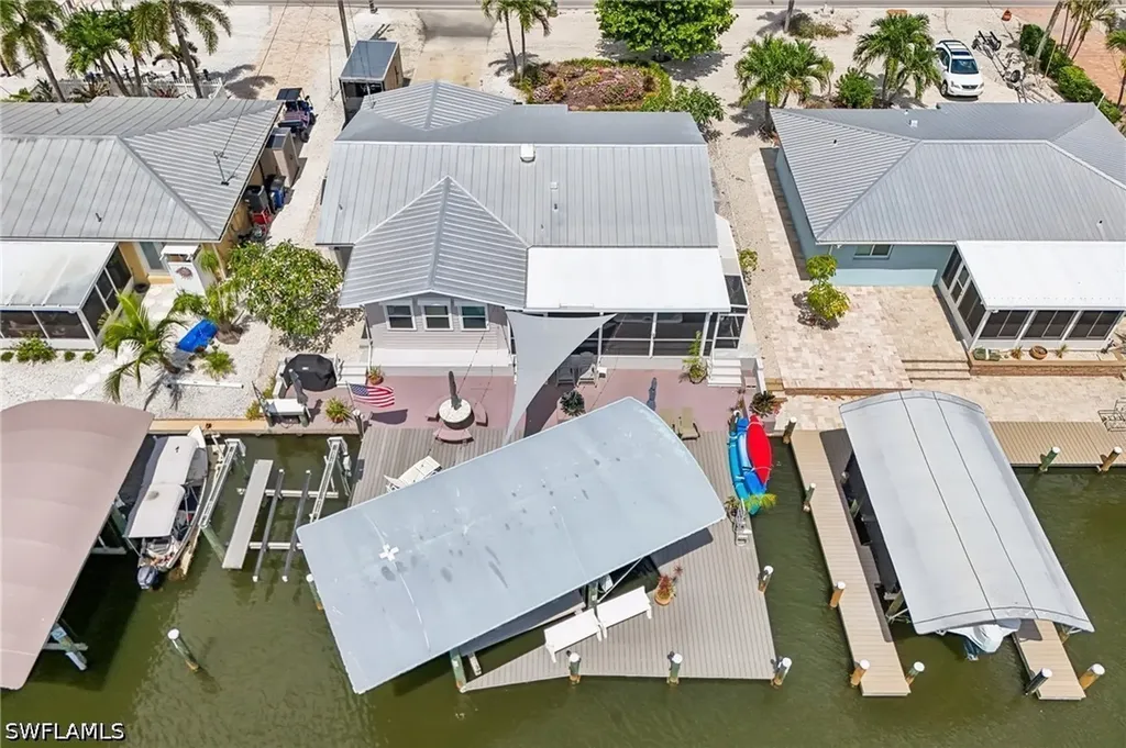 3050 York Road Gulfhaven FL 33956