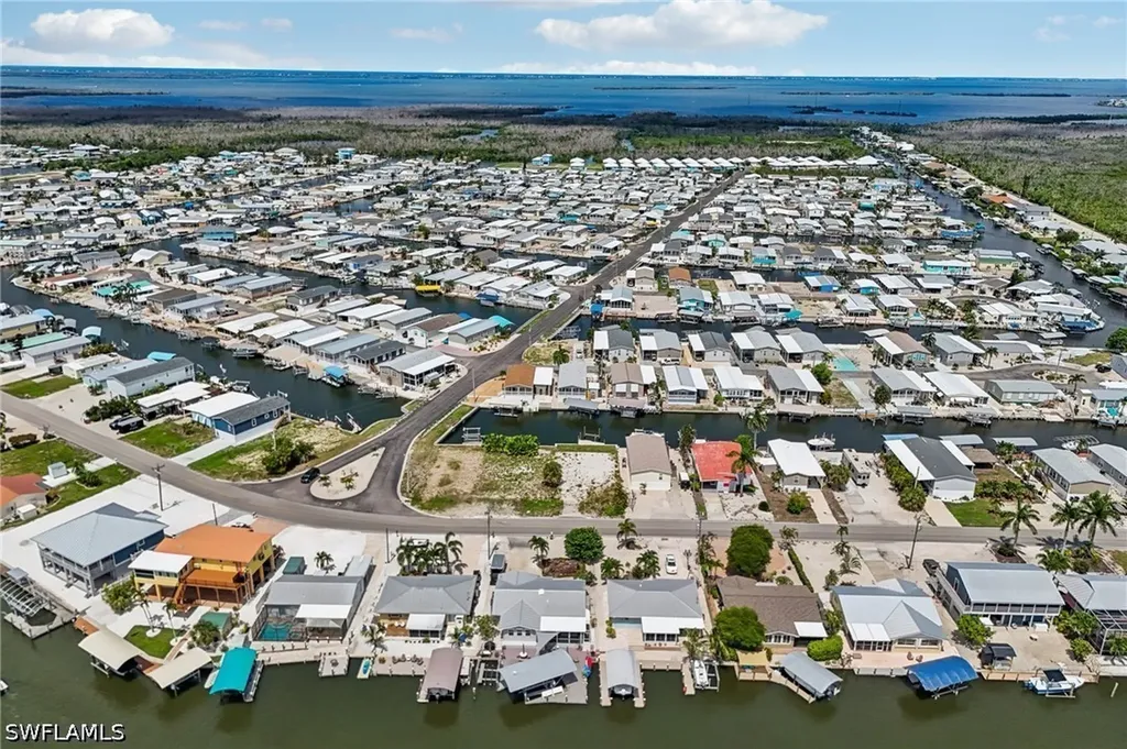 3050 York Road Gulfhaven FL 33956