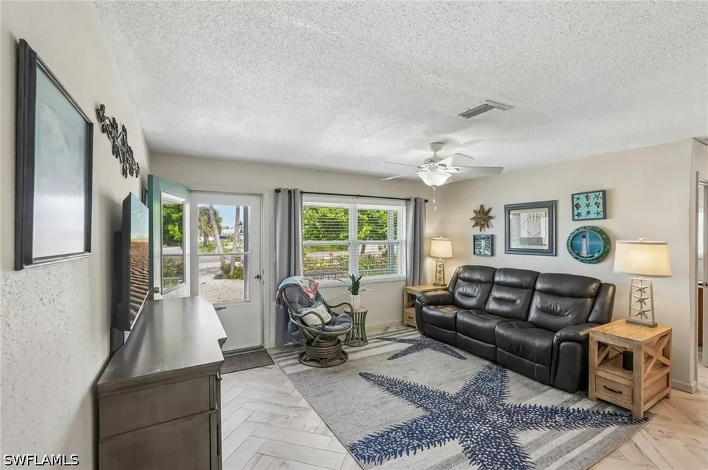 3050 York Road Gulfhaven FL 33956