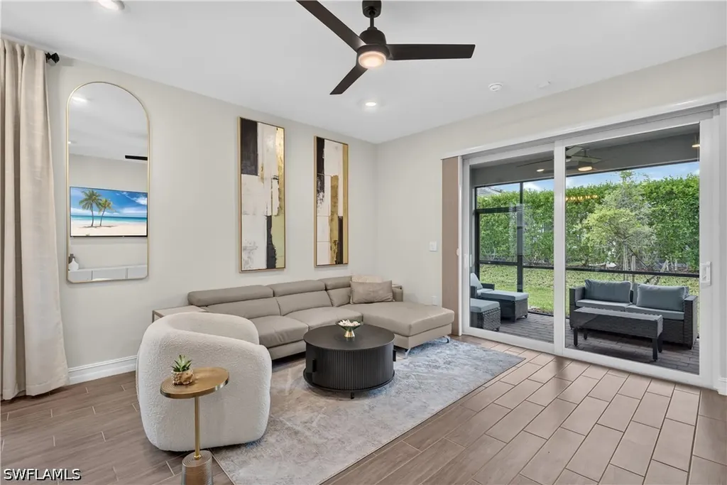 847 Enbrook Loop Naples FL 34114