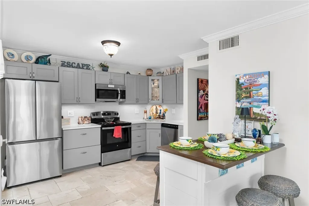 1215 Edington Place Marco Island FL 34145