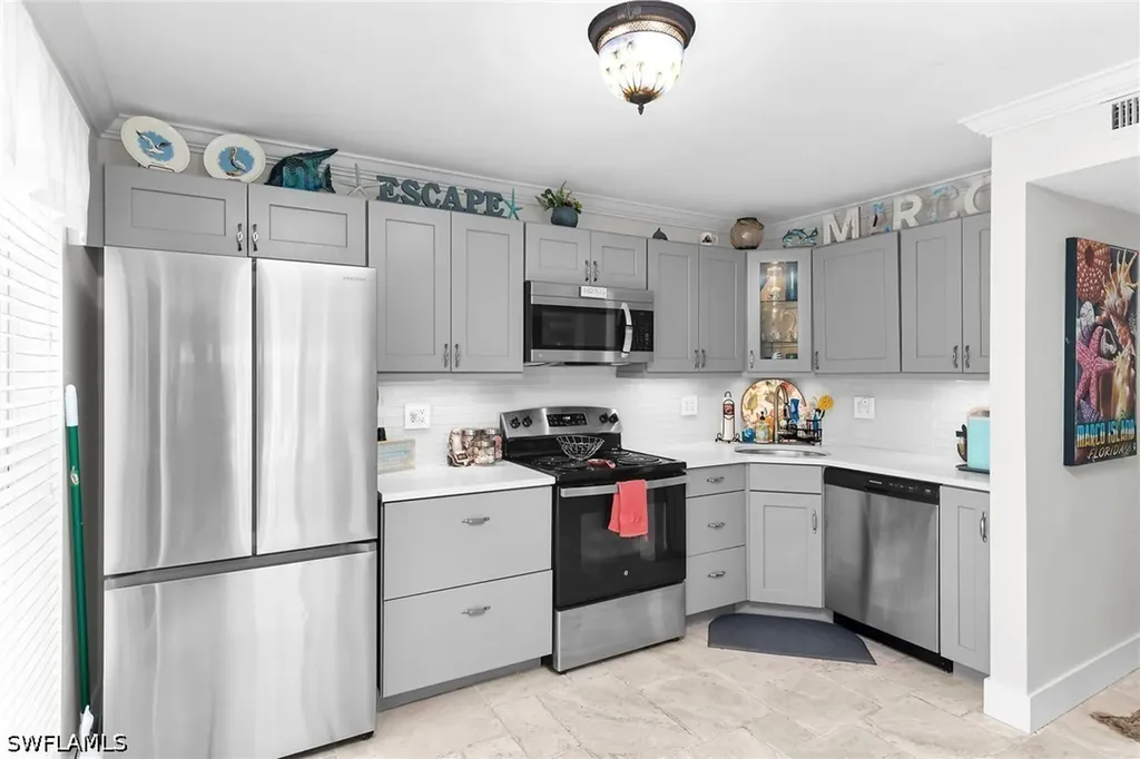 1215 Edington Place Marco Island FL 34145