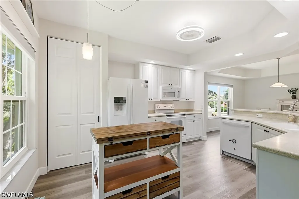 Estero FL 33928