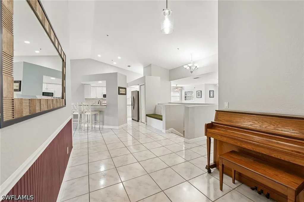349 Dover Place Naples FL 34104