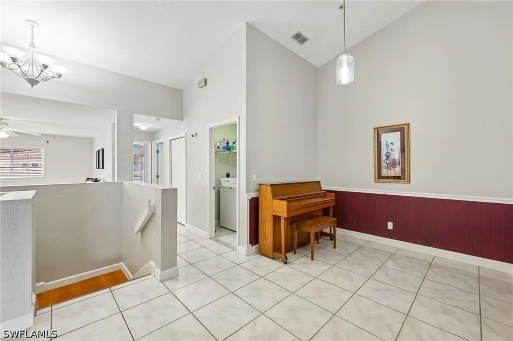 349 Dover Place Naples FL 34104