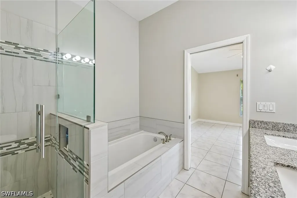 349 Dover Place Naples FL 34104
