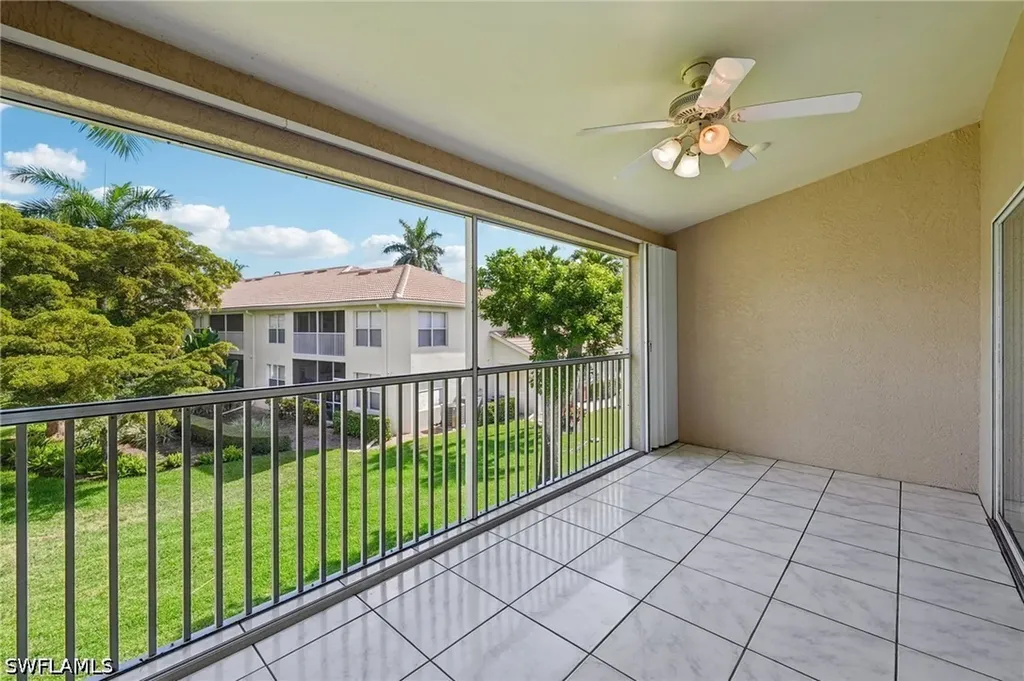 349 Dover Place Naples FL 34104
