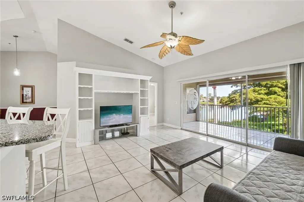 349 Dover Place Naples FL 34104