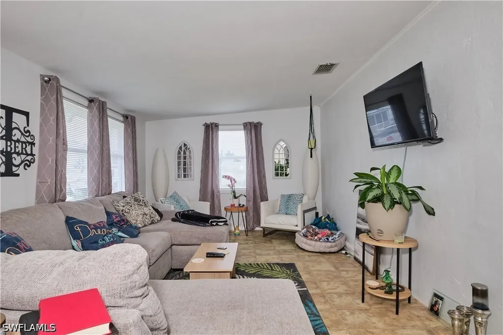 16820 Banyon Fort Myers FL 33980