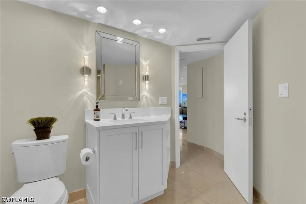 4751 Gulf Shore Boulevard N Naples FL 34103