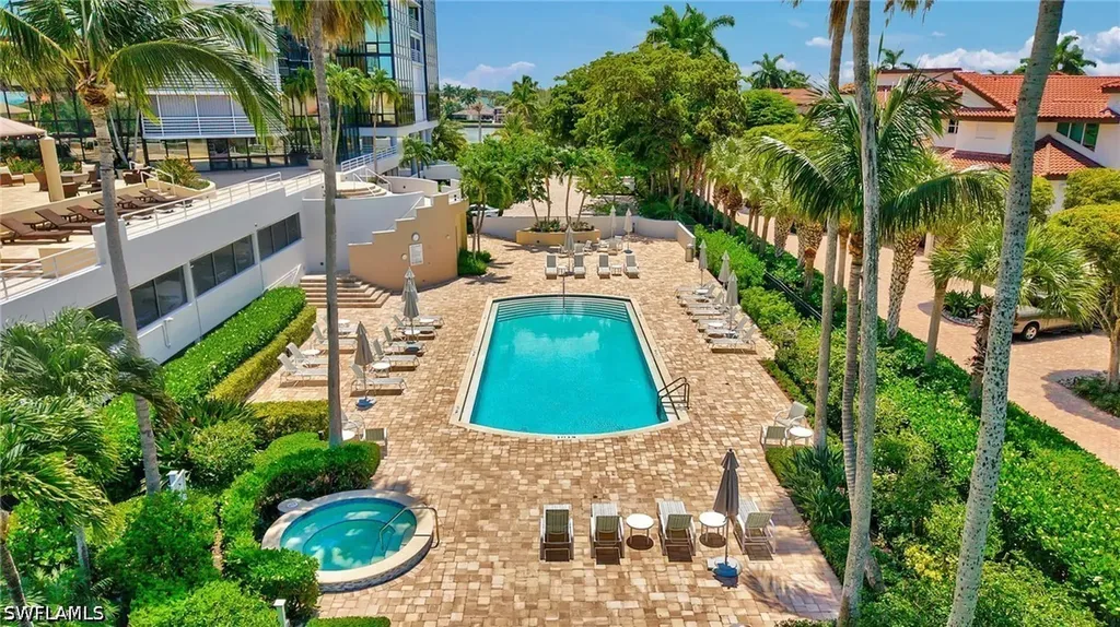 4751 Gulf Shore Boulevard N Naples FL 34103