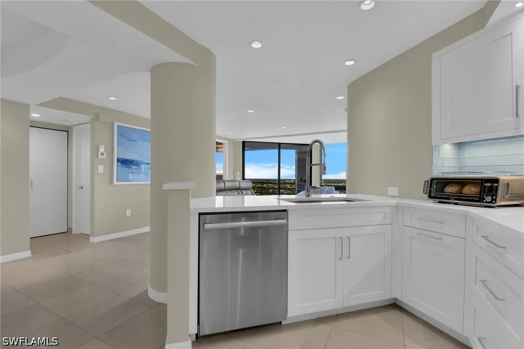 4751 Gulf Shore Boulevard N Naples FL 34103