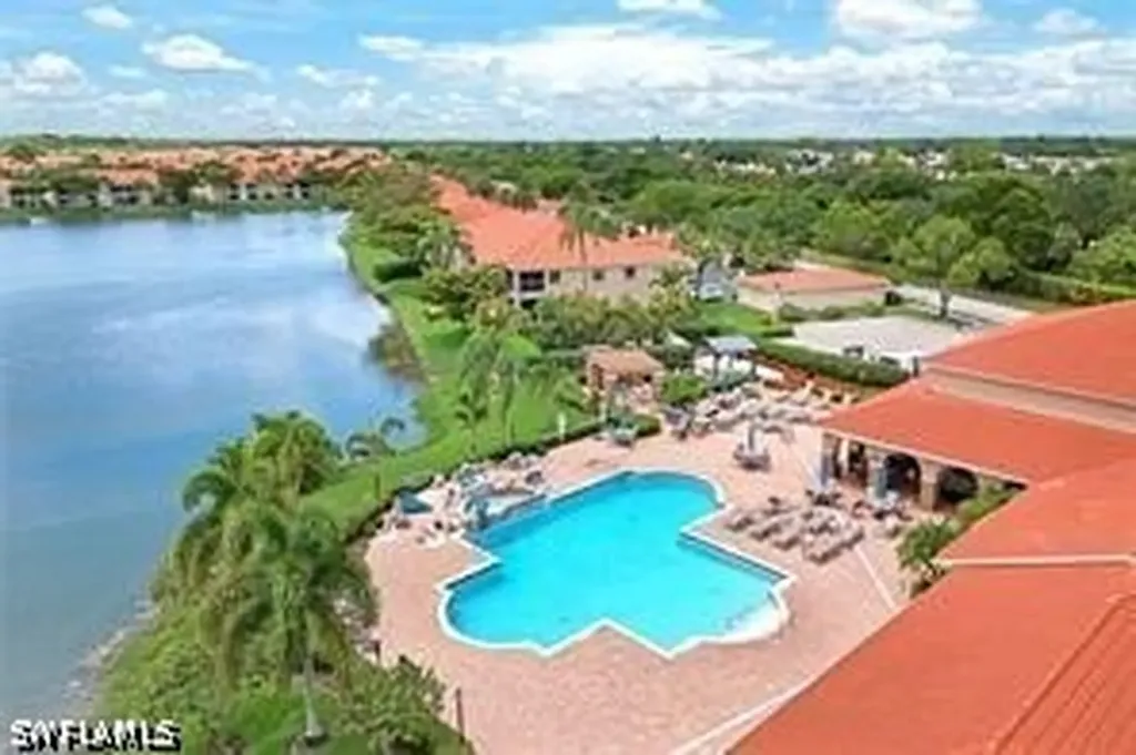 6550 Huntington Lakes Circle Naples FL 34119