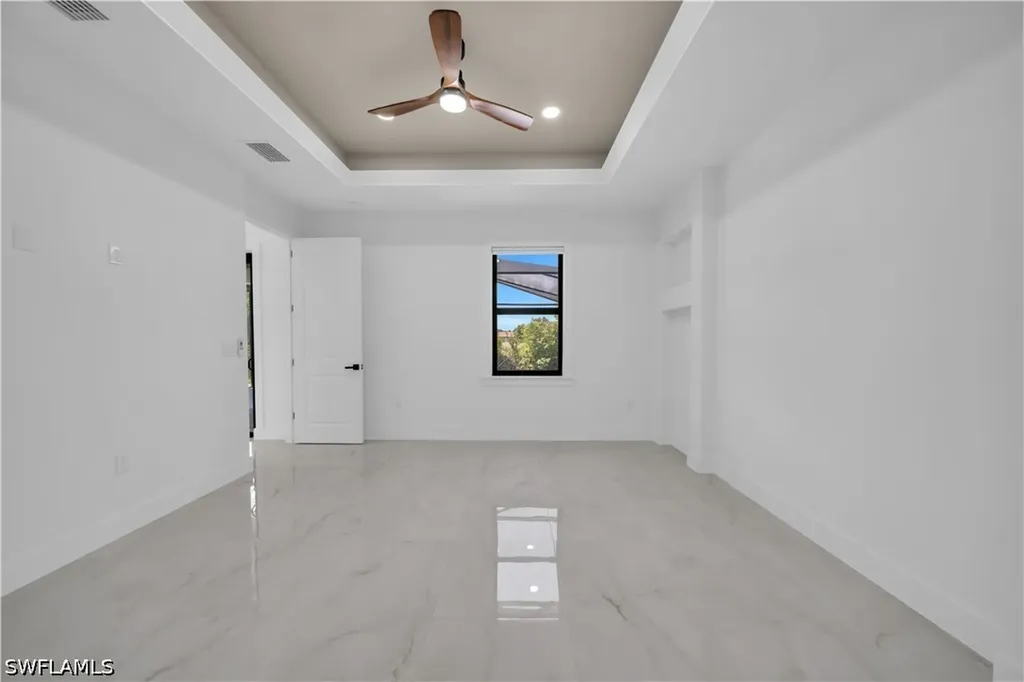 1209 NE 15th Terrace Cape Coral FL 33909
