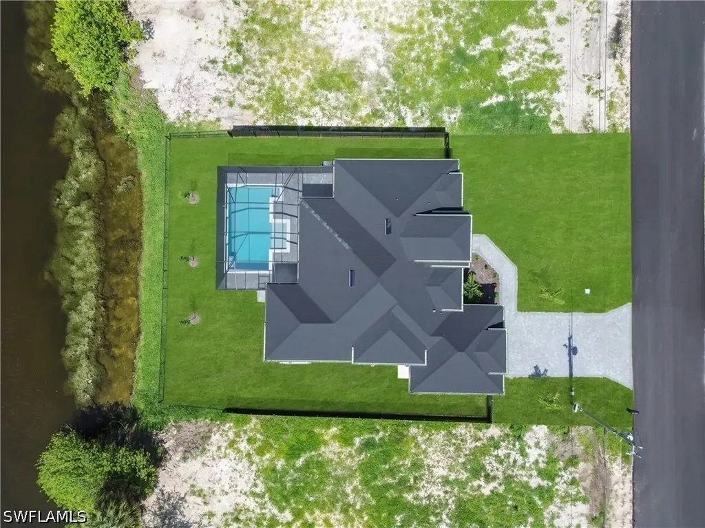 1209 NE 15th Terrace Cape Coral FL 33909