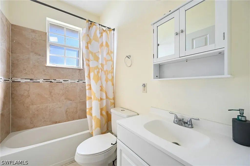 1896 Weldon Avenue Lehigh Acres FL 33972
