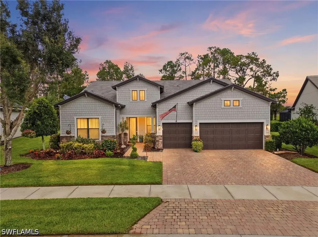 8961 Bahama Swallow Way Naples FL 34120