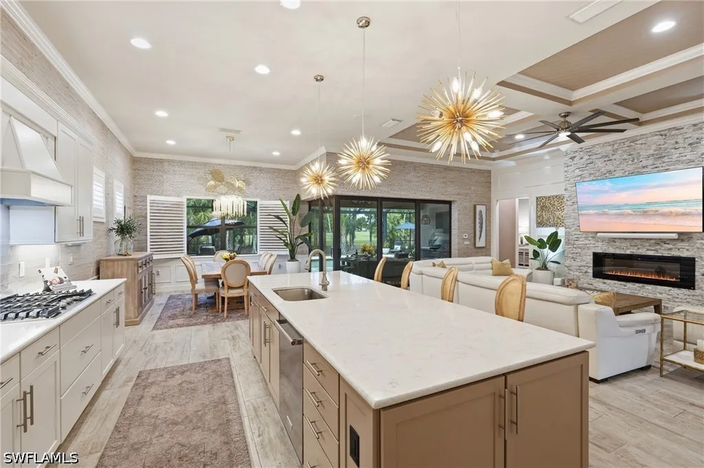 8961 Bahama Swallow Way Naples FL 34120