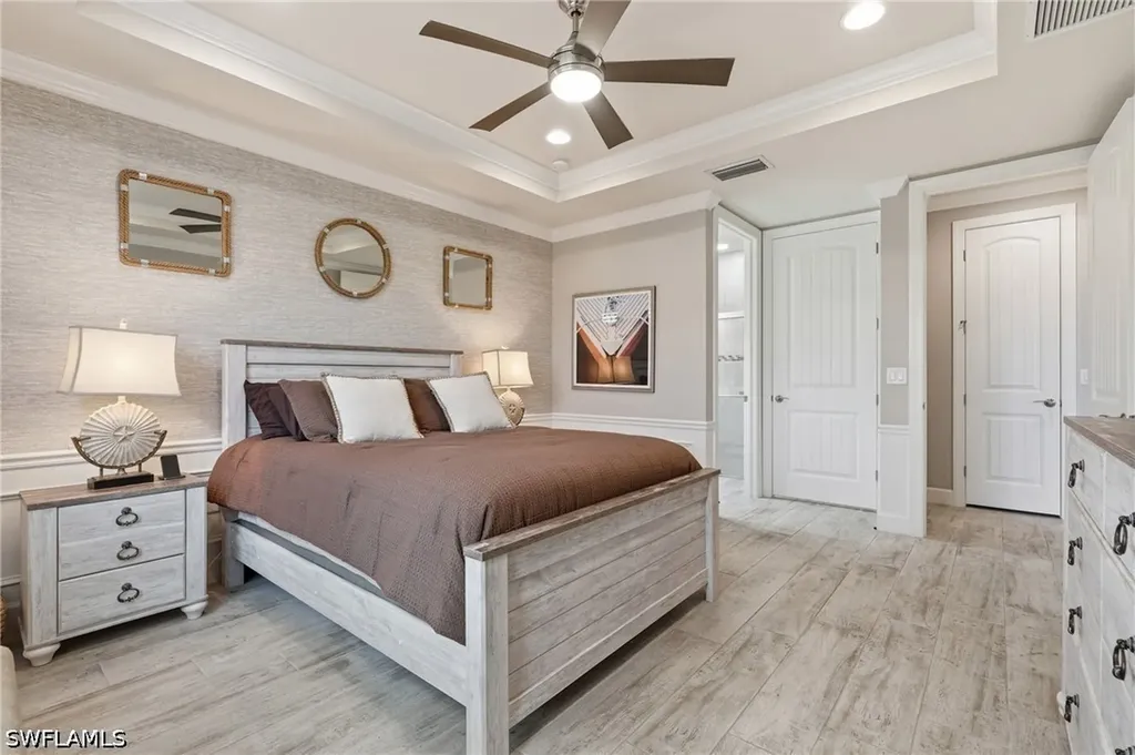 8961 Bahama Swallow Way Naples FL 34120